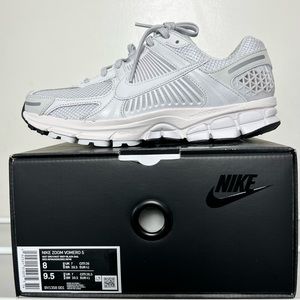 Nike Zoom Vomero 5 Vast Grey size 8 men’s. New with box